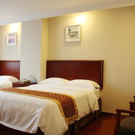 Greentree Inn Beihang Commercial Street Express Hotel เสิ่นหยาง ภายนอก รูปภาพ