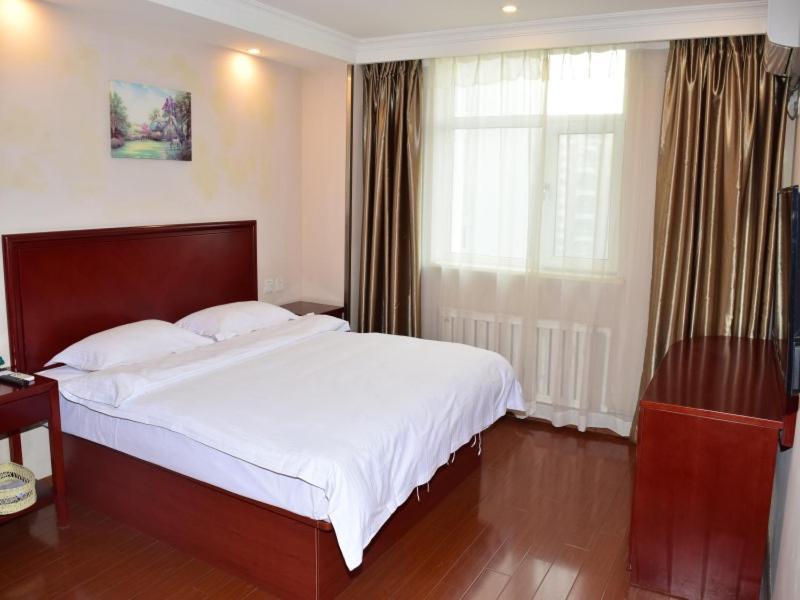 Greentree Inn Beihang Commercial Street Express Hotel เสิ่นหยาง ภายนอก รูปภาพ