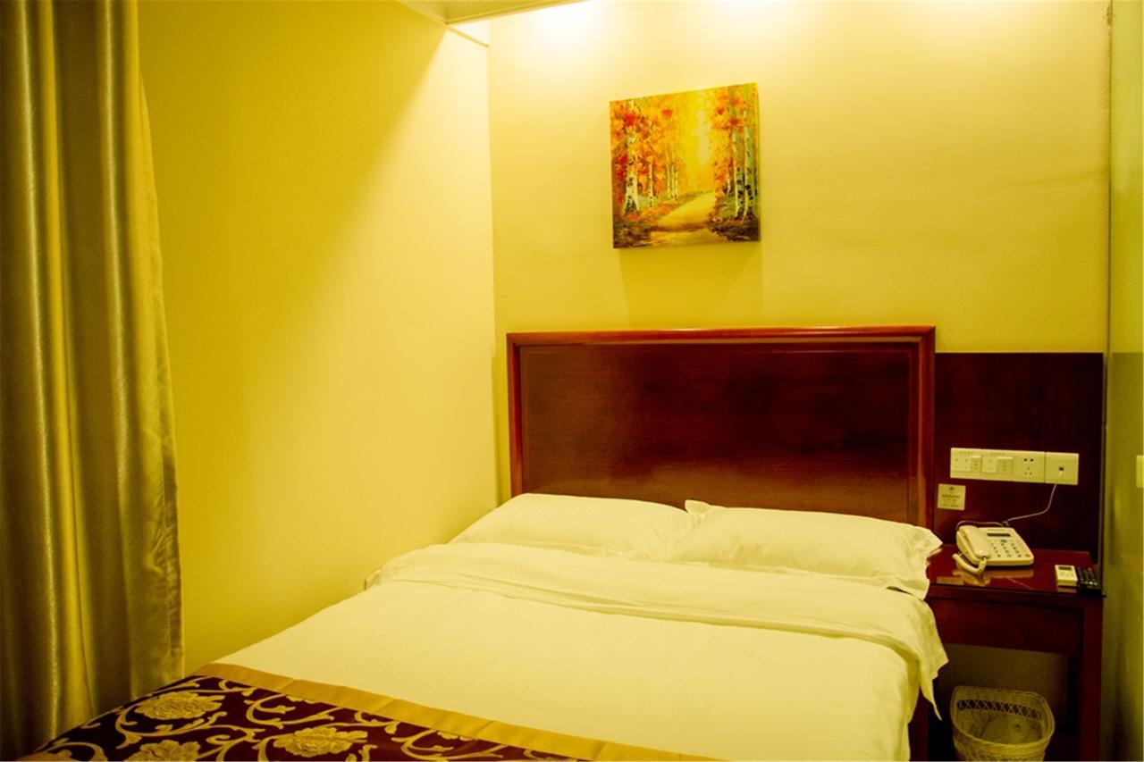 Greentree Inn Beihang Commercial Street Express Hotel เสิ่นหยาง ภายนอก รูปภาพ